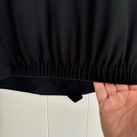 Babaton Aritzia black crop moto asymmetrical zip up blazer jacket size 0 - Picture 12 of 16